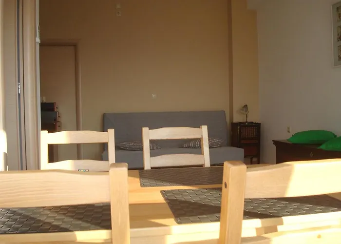 Merlot Village Kariá