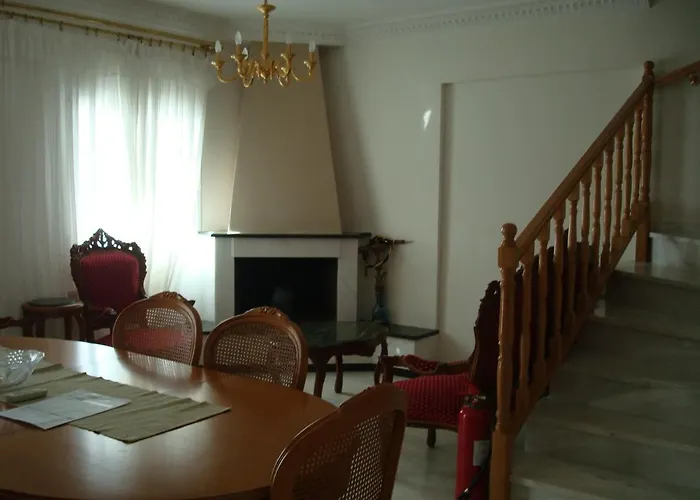 Merlot Village Kariá